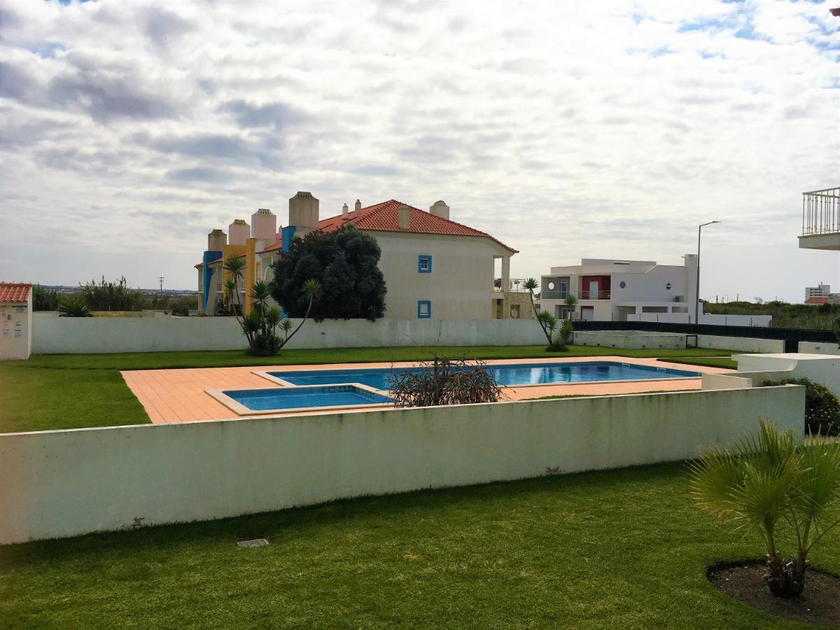 Palmeiras - T1 Com Piscina