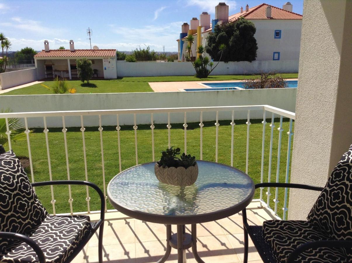 Appartement Palmeiras - T1 Com Piscina