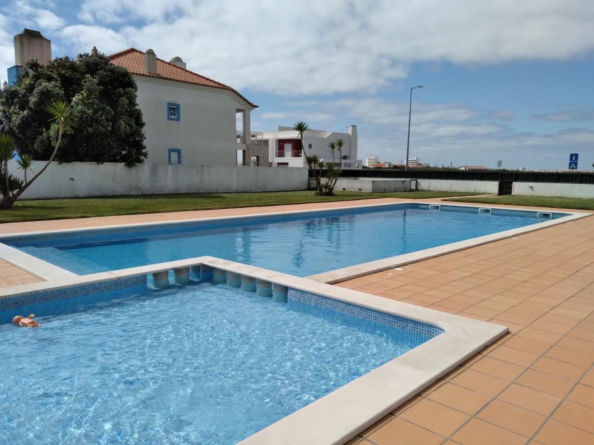 Palmeiras - T1 Com Piscina Apartment *