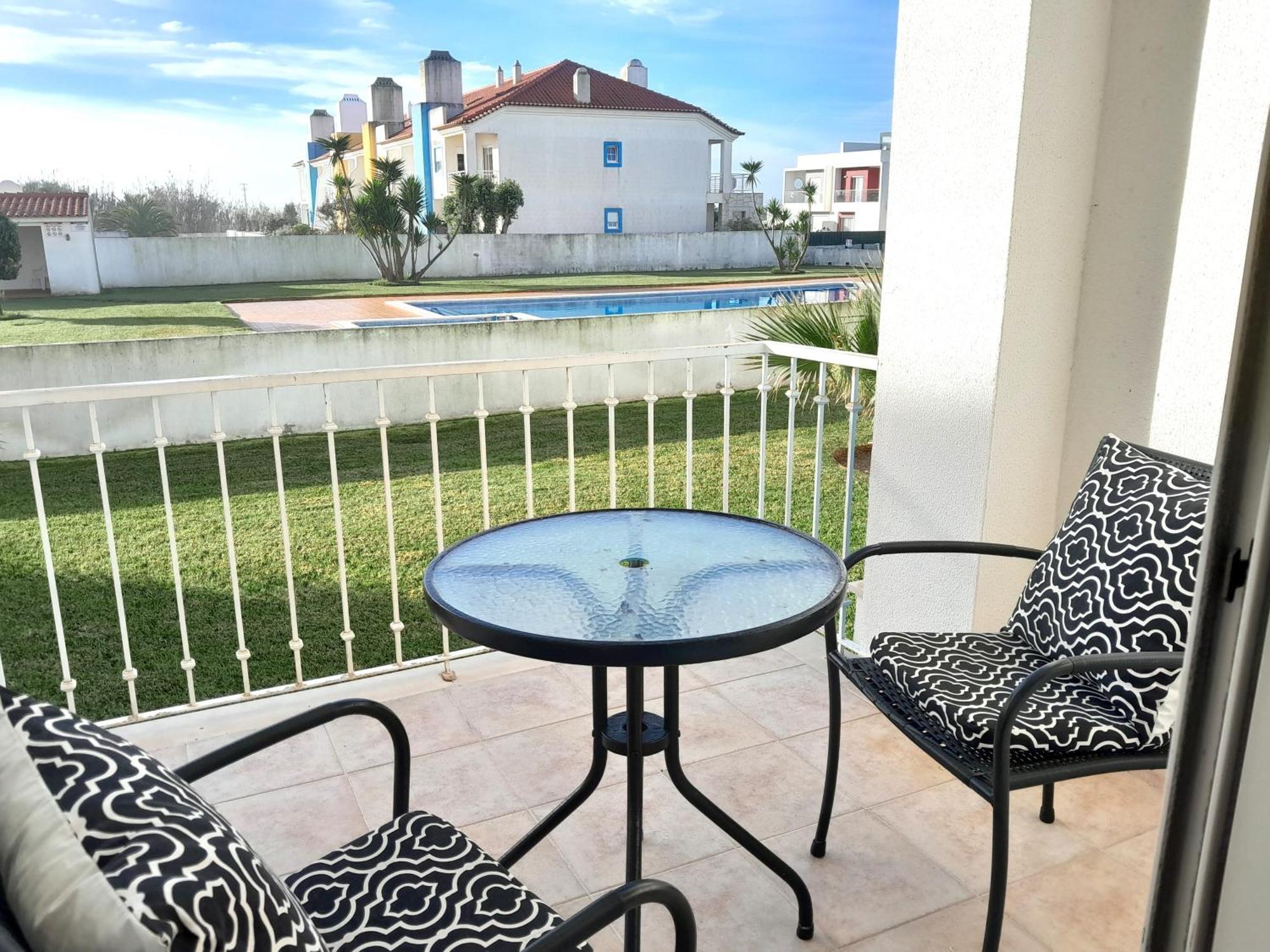 Appartement Palmeiras - T1 Com Piscina